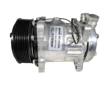 KLİMA KOMPRESÖR (PV8) UNV. 7L15 12V  ÜSTTEN ÇIKIŞ K.K 119MM